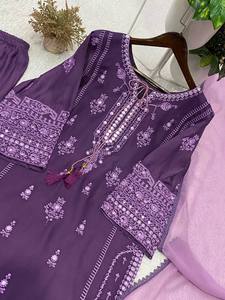 Ensemble de costume ethnique en rayonne de créateur avec broderie effet miroir et dupatta en georgette fantaisie – Vente en gros - Product Image 6
