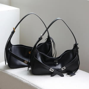 Bolso de lujo de cuero genuino de Italia para mujer, bolsos de moda para axilas, forro de algodón de poliéster, cremallera a prueba de agua para invierno - Product Image 4