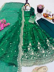 TENNECY Vestido de Mujer para Diwali y Bodas, de Seda Chinon con Bordado de Lentejuelas, Largo hasta el Tobillo, Reversible, de Secado Rápido y Sin Arrugas - Product Image 6
