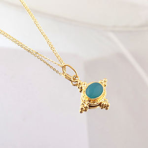Collier pendentif en chalcédoine aqua de forme ovale pour usage quotidien, plaqué or 18 carats, avec cadre en laiton perlé, bijoux unisexes tendance - Product Image 3
