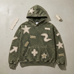 Sweat à capuche brodé délavé à l'acide pour homme, offrant une texture audacieuse, un confort doux et des détails élégants pour un style streetwear décontracté et les sorties quotidiennes. - Product Image 4