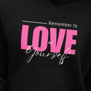 Sweat à capuche court noir pour femme Love Yourself, pull à capuche court en molleton doux, haut décontracté et tendance pour tous les jours - Product Image 4
