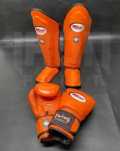 Guantes de Kickboxing y Sanda Twins Naranja al por Mayor, Set de Protectores de Tibia de Cuero Genuino de Vaca, Equipo Ligero de Boxeo y Artes Marciales - Product Image 6