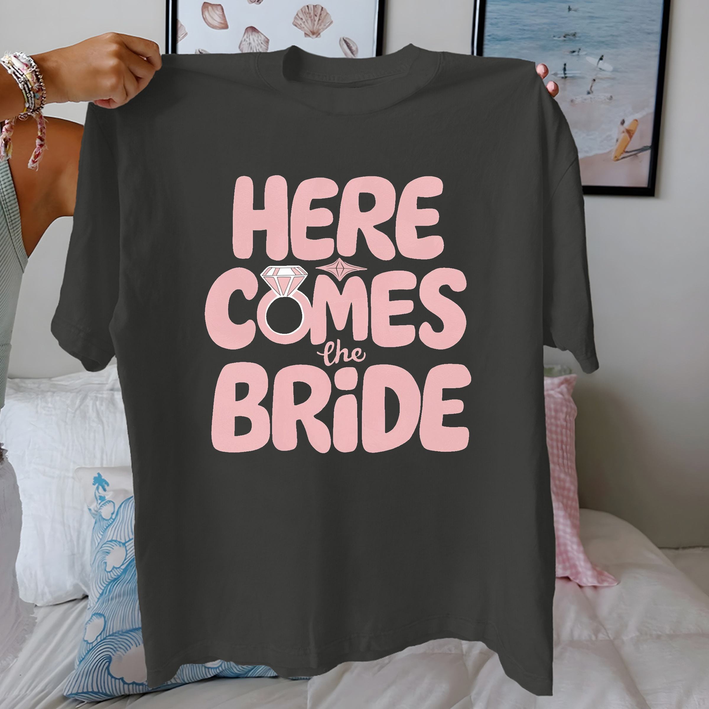 สีเทาเข้ม