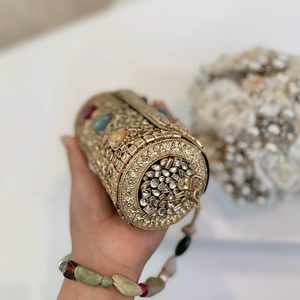 Plated Gold Metal Embroidered <b>Clutch</b> <b>Bag</b> <b>Green</b> Beads Kundan Stones Antique Imitation Ethnic Gifts Weddings Parties Uttar Pradesh - Product Image 4