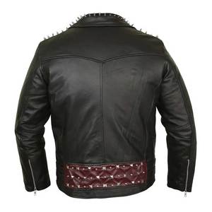 Veste de moto en cuir véritable haut de gamme pour femme, style motard tendance avec clous et pointes, coupe ajustée et fermeture éclair de qualité - Product Image 2