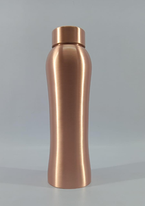 Botella de cobre a prueba de fugas, hecha a mano para un estilo de vida saludable y de bienestar, disponible en diferentes diseños y tamaños a bajo precio. - Product Image 5