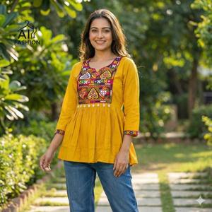เสื้อทูนิคปักลายแบบดั้งเดิมสำหรับผู้หญิง แขนยาว สไตล์ชาติพันธุ์ เหมาะสำหรับงานเทศกาล มีหลายสีให้เลือก - Product Image 6