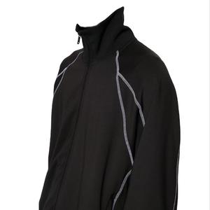 Conjunto de dos piezas para hombre, de invierno, corte ajustado, 100% poliéster, con cremallera, chaqueta deportiva y pantalones de chándal personalizados de forro polar. - Product Image 2