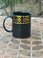 Mug en céramique noire avec motif géométrique argenté, finition mate, design chinois traditionnel, pour usage domestique