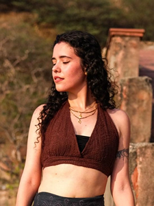 Top corto de ganchillo con cuello halter, estilo bohemio, para verano, festival, bralette hecho a mano, top corto de punto de algodón morado, top hippie sin espalda para mujer - Product Image 5