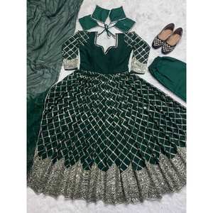 Conjunto de vestido y pantalón Anarkali de diseñador con nuevo estilo elegante y modesto Dupatta - Product Image 5