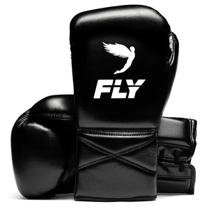 Ensemble de sparring de boxe MMA personnalisé Fly Black en cuir de vachette véritable à lacets, comprenant des gants de boxe, un protège-tête et une protection inguinale - Product Image 2