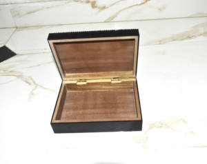 Caja de almacenamiento con incrustaciones de latón de madera hecha a mano de lujo personalizada forma rectangular al por mayor para almacenamiento y decoración de joyas - Product Image 5