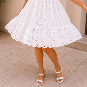 Vestido Mini sin Mangas con Bordado de Ojales, Corte Boho en A, con Aberturas y Dobladillo Acampanado, Vestido Casual de Verano - Product Image 6