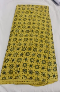 Tissu en coton pur Ajrakh imprimé à la main, motif naturel, vente en gros, imprimé Ajrakh géométrique traditionnel, tissu doux en modal pur pour femmes - Product Image 3