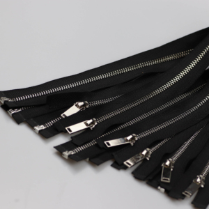 Fermetures éclair en nylon en rouleaux, longues, écologiques, personnalisables avec logo, en plastique durable pour sacs, vêtements, chaussures, couleur noire - Product Image 5