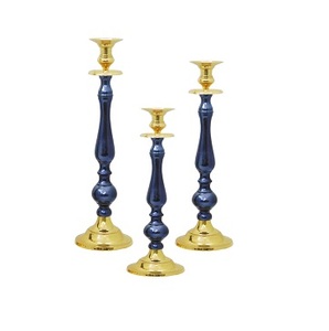 Portavelas de Metal Dorado de Diseño con Inserto de Vidrio Cilíndrico para Decoración Festiva del Hogar y Cafeterías - Product Image 4
