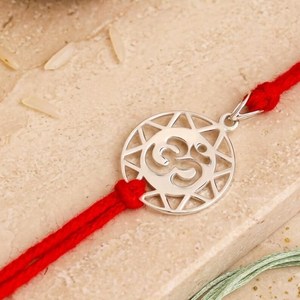 Pulsera Rakhi de Plata de Ley 925 para Raksha Bandhan, para Hermano, para Él, Pulsera de Lujo Hecha a Mano para Rakshabandhan - Product Image 3