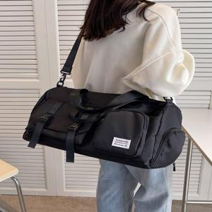 Sacs de voyage et de sport légers en tissu Oxford avec fermeture éclair, capacité personnalisable pour hommes et femmes - Prix de gros - Product Image 4