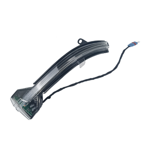 <span class=keywords><strong>Clignotant</strong></span> latéral de rétroviseur LED <span class=keywords><strong>dynamique</strong></span> 63137308535 63137308536 pour <span class=keywords><strong>BMW</strong></span> Série 5 F10 F07 Série 7 F01 F02 F03 F04 - Product Image 2