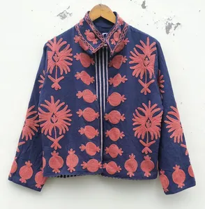 เสื้อแจ็คเก็ตสั้นปักลายซูซานีสีน้ำเงินรอยัล ทำด้วยมือจากผ้าฝ้ายสำหรับผู้หญิง ตกแต่งด้วยงานปักด้าย  แบบเปิดด้านหน้า แขนยาวเต็มตัว - Product Image 1