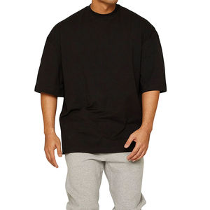 เสื้อยืดโอเวอร์ไซส์ผู้ชายขายส่ง ผ้าฝ้าย 100% ระบายอากาศ แห้งเร็ว เป็นมิตรกับสิ่งแวดล้อม สตรีทแวร์ลำลอง คอกลม ทันสมัย น้ำหนัก 220 กรัม - Product Image 1