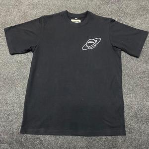 T-shirt noir pour homme, imprimé, manches courtes, col rond, tricoté, décontracté, à porter au quotidien - Product Image 1