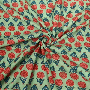 Tissu en coton imprimé à la main avec motifs floraux, textile indien fait main, tissu traditionnel Sanganeri en gros - Product Image 1