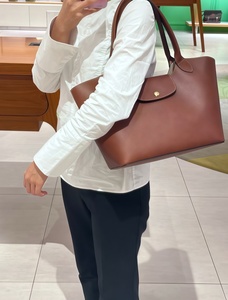 Nouveau <span class=keywords><strong>sac</strong></span> à main en cuir de vachette brun en forme de lingot d'or de grande taille pour femmes, <span class=keywords><strong>sac</strong></span> à main simple à bandoulière pour les trajets quotidiens, grande capacité, <span class=keywords><strong>sac</strong></span> <span class=keywords><strong>seau</strong></span> tendance - Product Image 2