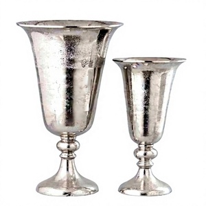 Vase de table moderne en aluminium et acier inoxydable couleur argent, motif floral, avec logo personnalisé, pour fleurs séchées, décoration de maison et de mariage, centre de table - Product Image 1