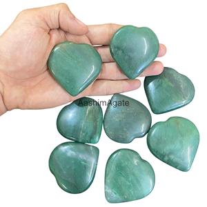 Piedras de Cristal Pulido con Forma de Corazón de Ágata Verde AashimAgate para Decoración del Día de San Valentín con Temática de Amor - Product Image 4