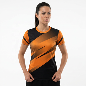 Camiseta Deportiva de Manga Corta con Cuello Redondo para Hombre, Estilo Urbano, con Estampado Sublimado a Rayas Negras y Naranjas, de Secado Rápido, Tejida, 100% Algodón - Product Image 2