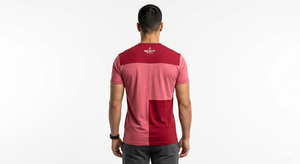 เสื้อยืดผู้ชายสีดำเรียบง่าย ผ้าโพลีเอสเตอร์/คอตตอน เป็นมิตรกับสิ่งแวดล้อม แห้งเร็ว ทรงปกติ ผลิตจากโรงงาน ขายส่ง ราคาถูก - Product Image 5