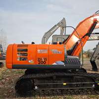 Excavatrice hydraulique sur chenilles Hitachi ZX200-3 d'occasion à vendre, moteur diesel d'origine japonaise, pompe à engrenages incluse, capacité de 20 tonnes.