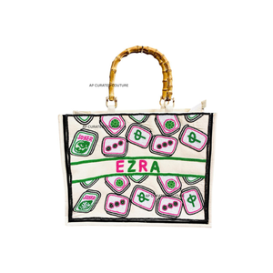 Bolso tote con diseño de fichas de Mahjong, detalle de monograma bordado, diseño hecho a mano, asas de bambú, perfecto y elegante, con soporte y juego de Mahjong. - Product Image 5