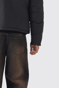 Blouson d'hiver mat noir minimaliste pour homme, matelassé, isolé, coupe-vent, chaud, avec patchwork de fourrure, pour l'extérieur par temps froid, en laine - Product Image 4