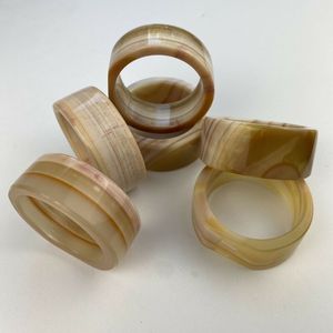 Juego de Anillos para Servilletas de Resina con Acabado Elegante, Ecológico y Duradero, Decoración para Mesa de Fiesta, Juego de 4 Piezas que Mejora el Ambiente de la Cena - Product Image 3