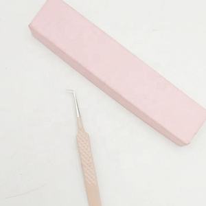 Pince à épiler 90 degrés avec logo personnalisé en acier enduit de poudre de haute qualité professionnel durable bébé rose pointe pointue en acier inoxydable - Product Image 4