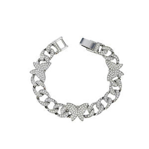 Collier chaîne papillon plaqué or 14K/18K, bijou statement unisexe style hip-hop avec pierre ronde taille brillant cultivée en laboratoire - Product Image 3