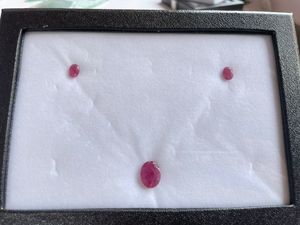 Conjunto de Pendientes y Colgante de Rubí Natural de Liberia de 11.05 Ct – Joyería con Piedras Preciosas Sueltas Grandes, Rubí Rojo Genuino al por Mayor - Product Image 3