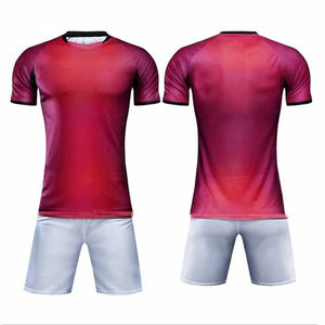 Ensemble maillot et short de football personnalisé rouge dégradé pour homme – Tenue de football respirante à séchage rapide, vêtements de sport par sublimation, kit d'équipe - Product Image 1