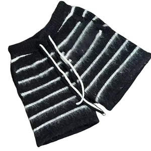 Shorts de Mujer de Cintura Alta Elástica con Encaje y Estampado Floral, Tela con Memoria, Casuales, Impermeables, Resistentes al Viento y de Secado Rápido - Product Image 1