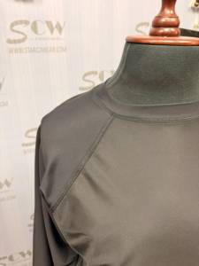 เสื้อรัดกล้ามเนื้อแบบสั่งทำขายดี ผลิตจากโรงงาน สำหรับผู้ชาย ใส่ได้ทุกฤดู ระบายอากาศได้ดี แขนยาว ผลิตจากผ้าสแปนเด็กซ์/โพลีเอสเตอร์ - Product Image 5