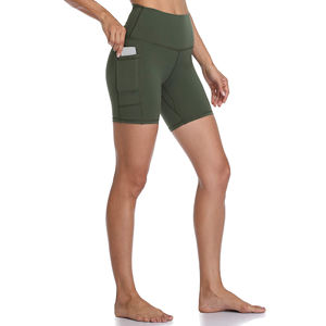 Pantalones cortos de yoga con spandex flexible para mujer - Product Image 4