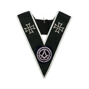Collar de los Caballeros Templarios de Malta, Hecho a Mano, Ecológico, Duradero, de la Industria Artesanal Tradicional, de Terciopelo Negro con Bordado de Algodón - Product Image 1