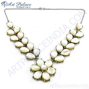 Collar llamativo de plata con diseño geométrico de nácar y cadena de eslabones, a la moda - Product Image 2