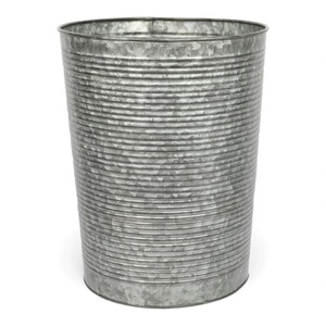 Macetero Redondo de Metal Galvanizado Resistente y Moderno con Acabado Acanalado para Decoración Rústica de Interiores y Exteriores - Product Image 1