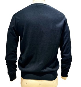 Cárdigan para Hombre OEM, Logotipo Personalizado, Cuello Redondo, Corte Regular, Mangas Largas, Suéter Delgado 100% Lana Merino, Extremadamente Ligero, Otoño - Product Image 3