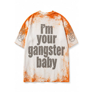 Camiseta de Manga Corta Oversize para Hombre, Cuello Redondo, Estampado de Personajes, Estilo Urbano, Patrón Tie-Dye Naranja, Logotipo Frontal con Pedrería - Product Image 3